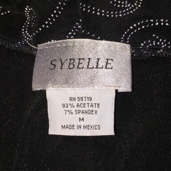 Sybelle Designer Black and White Top - Picture 4 of 5